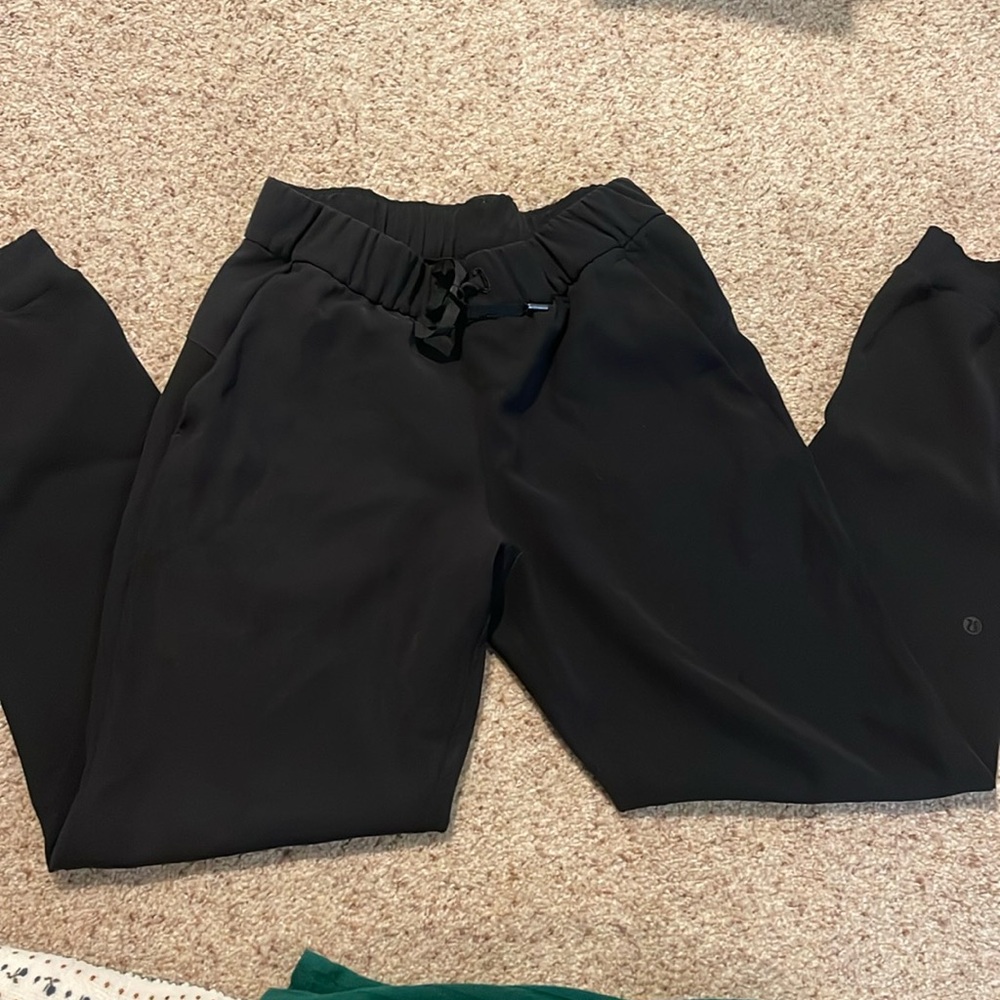 Lulu lemon joggers
